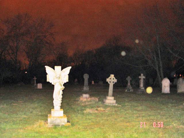 Whitstable Cemetery DSC01585_orbs