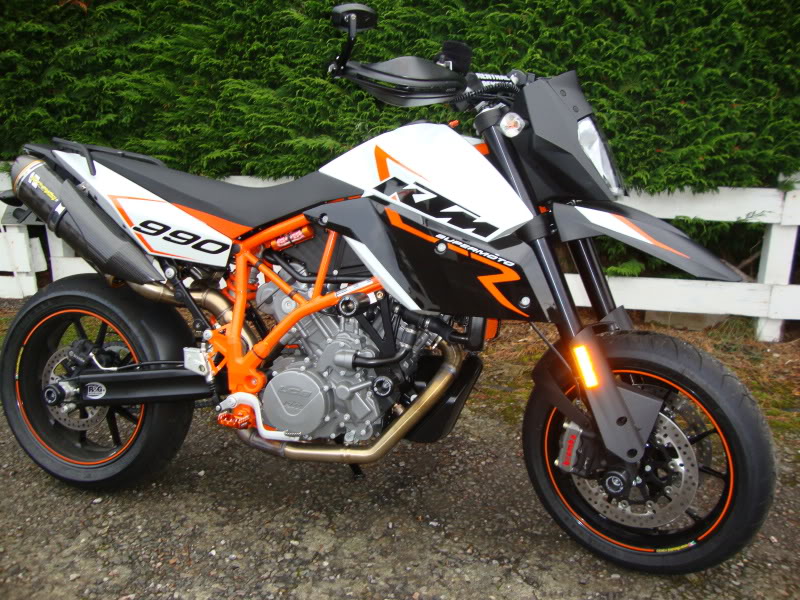 Les pots disponibles KTM 990 SM, KTM 990 SMR, KTM 990 SMT, KTM 950 SMR, KTM 950 SM - Page 4 022