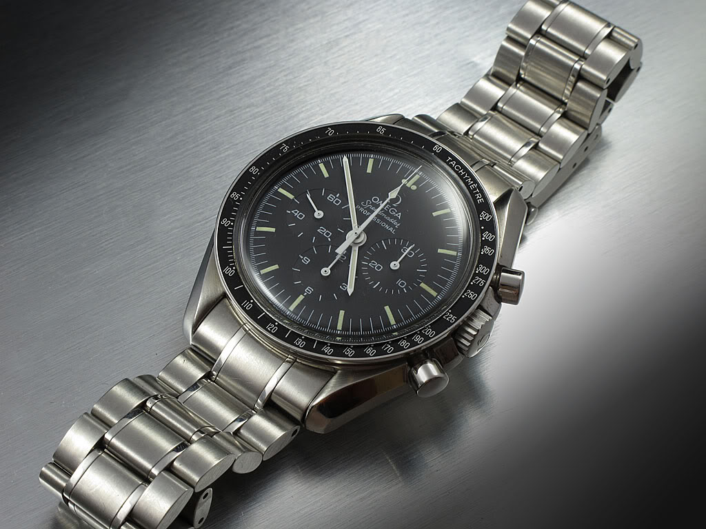 pour Léo : Speedmaster serie ... Speedserie3