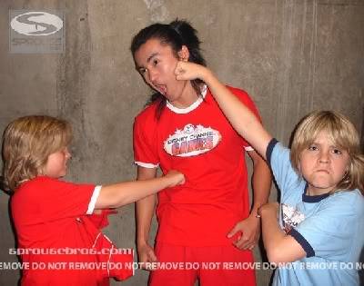 Sprouse Bros's pictures!! - Page 2 Onetwopunch