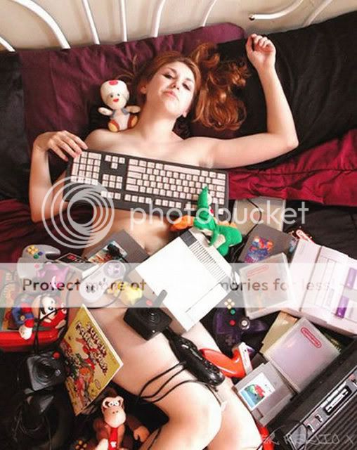 Find the Picture - Page 7 060711-naked-gamer-girl-01