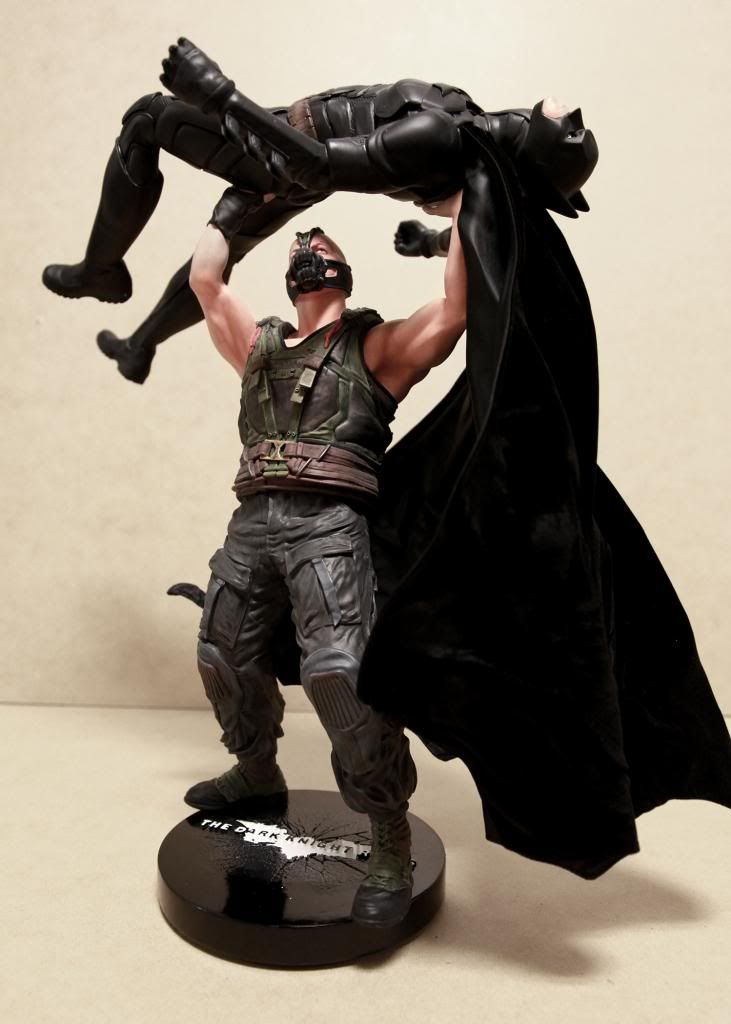 [DC DIRECT] [Tópico Oficial] Dark Knight Rises Statues: Batman VS. Bane 1:6 Scale Icon Statue - Lançado - Página 4 Banevs1