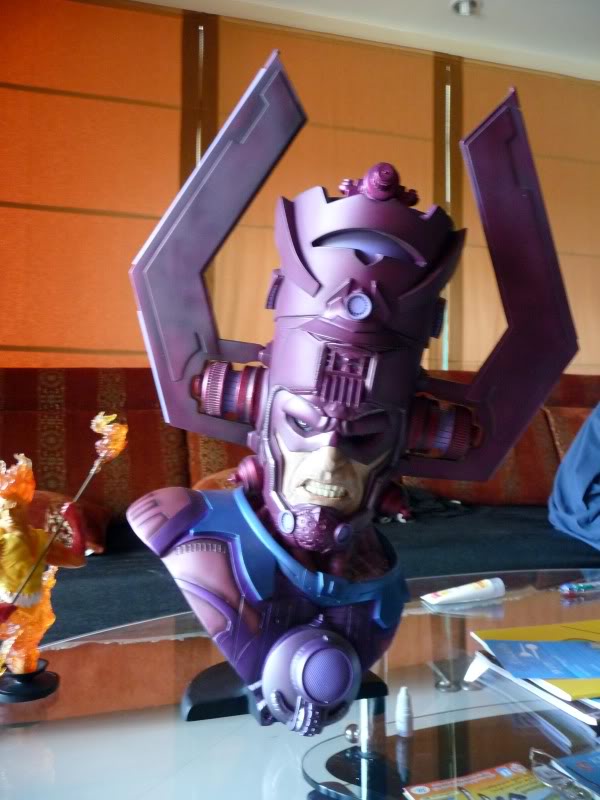 GALACTUS Legendary scale bust - Page 10 P1060870