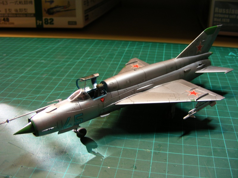 Mig 21 SMT- fujimi - 1/72ème 2013-07-11002_zpse48179ba