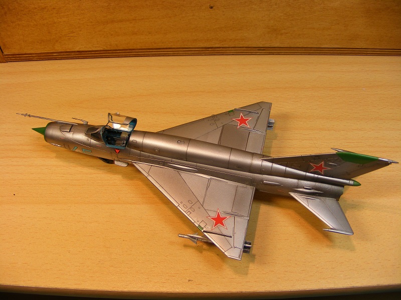 MiG 21 SMT - Fujimi - 1/72 2013-07-11008_zpsb63da7c8