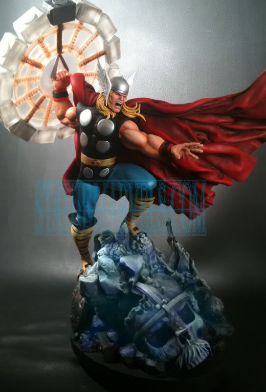 Statue THOR "action / change-o-hand" [nouvelle version] - Page 2 111smthoriphone111