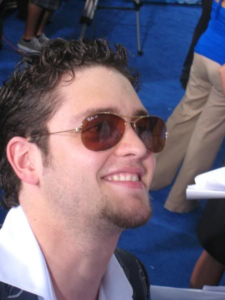 Снимки! Premiosjuventud2009-bluecarpet036