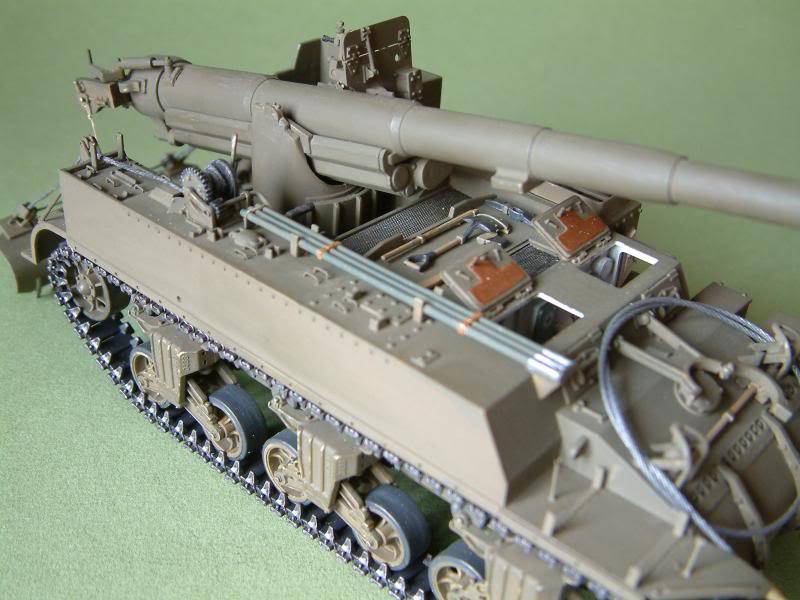 GUN MOTOR CARRIAGE M12 155mm  kit ACADEMY 1/35 - Page 4 DSCF0056_zps1d90849a