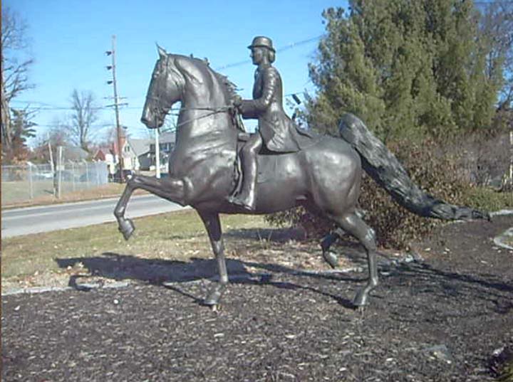 Equine Art GaylordStatue5