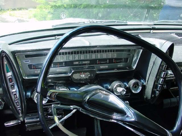 Question pour les experts Mopar: Chrysler Saratoga 1966 62DashImperialCrown2