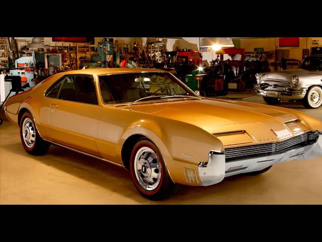 Voitures COUP de COEUR - Page 2 66-olds-toronado