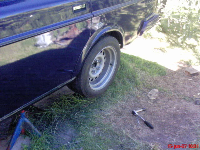 Ole`s volvo 240 v8 DSC00025