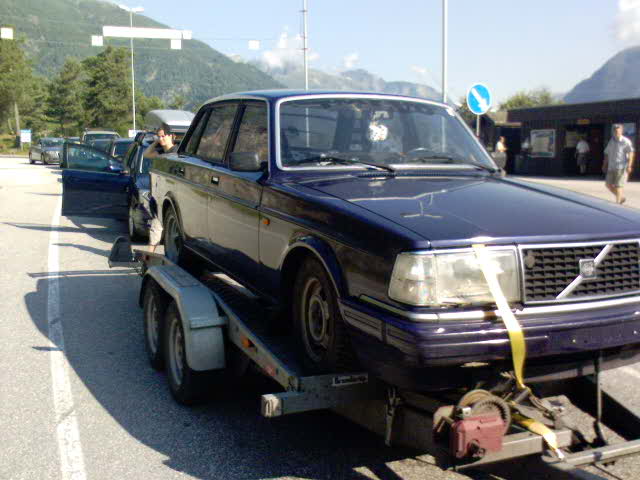 Ole`s volvo 240 v8 DSC00139