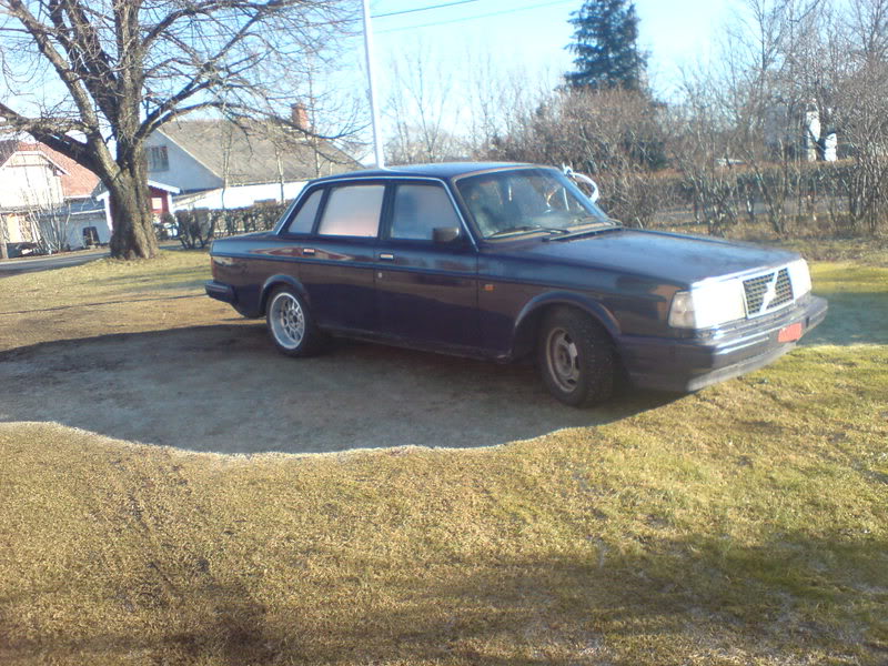 Ole`s volvo 240 v8 DSC00375