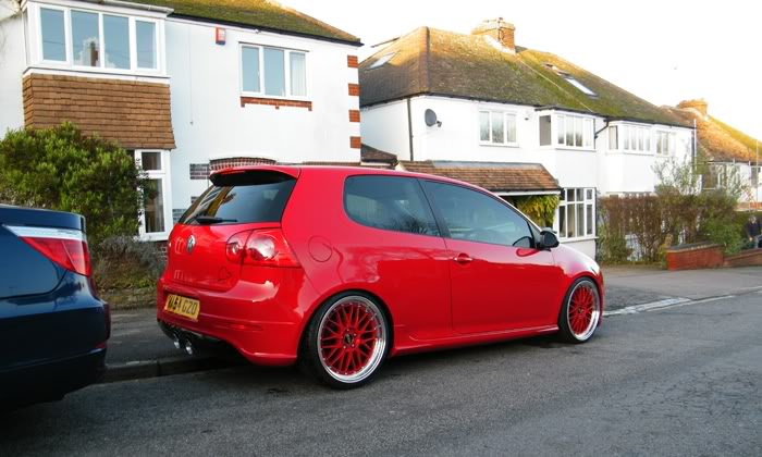 Smooth Red Golf MK5 TDI Northampton010