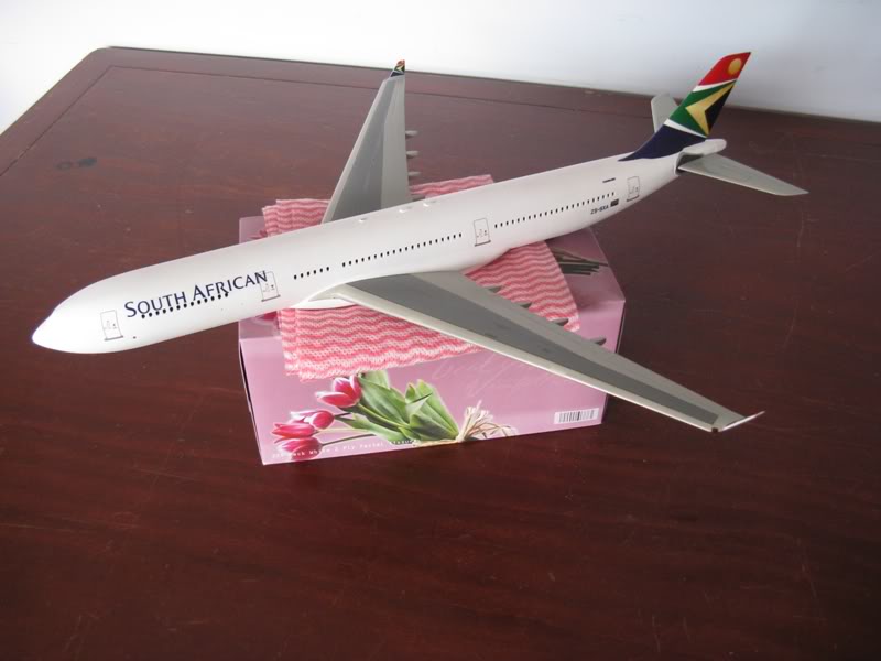 Airbus A340-300 de revell au 1:144 FINI !!! - Page 2 IMG_1524small-1