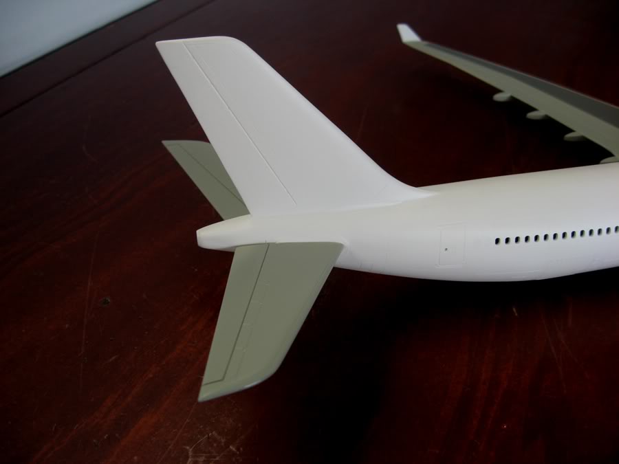 Airbus A340-300 de revell au 1:144 FINI !!! - Page 2 IMG_2909small