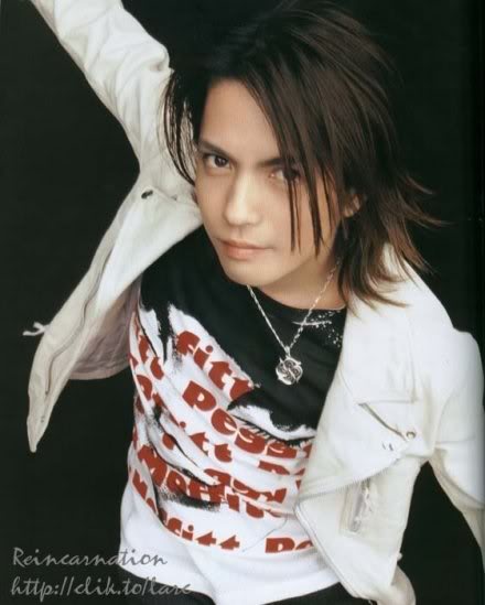 hyde. l arc en ciel N1286684584_30066774_4928