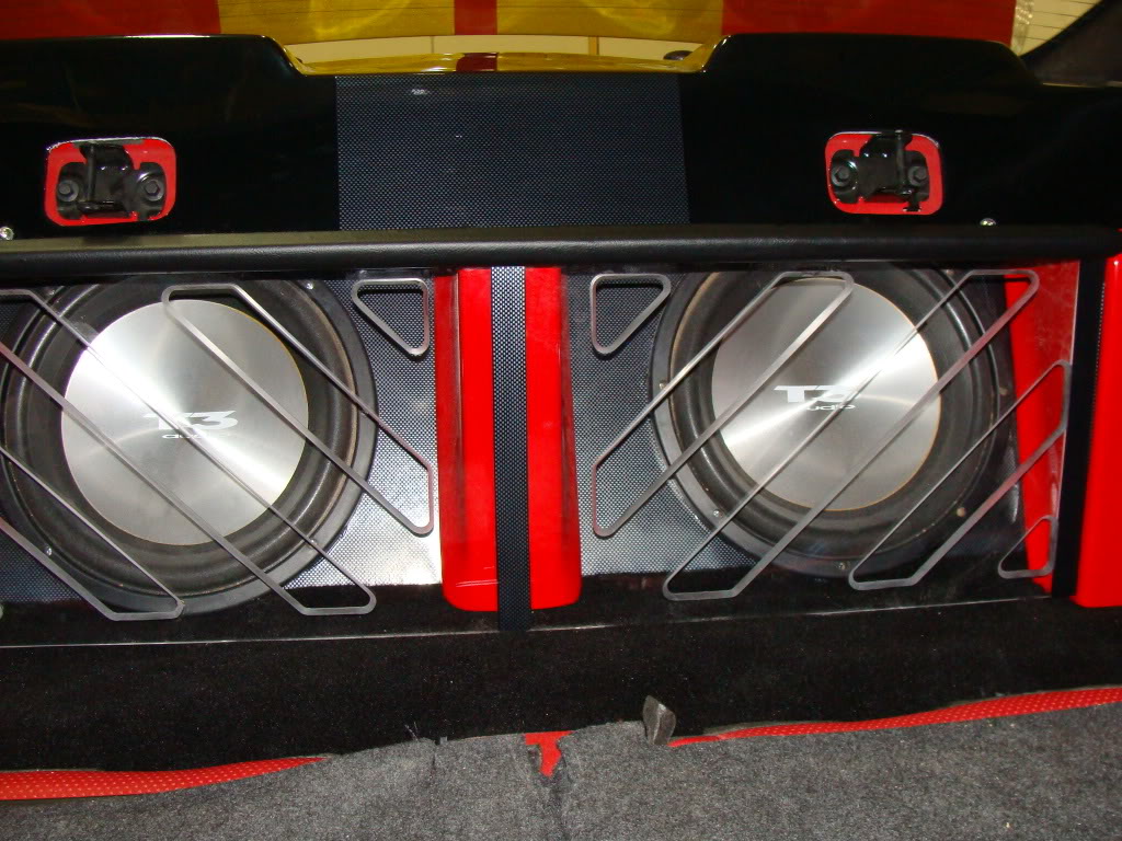 Sub Amp placement DSC01472