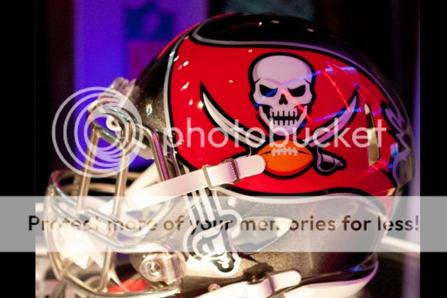 New Buccaneers Logo E99ff937813608318e6454923f5beb6e_zps3b95f491