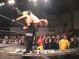 Kurt Angle vs Chris Jericho 95467_Cloudy---Canadian-Destroyer-o