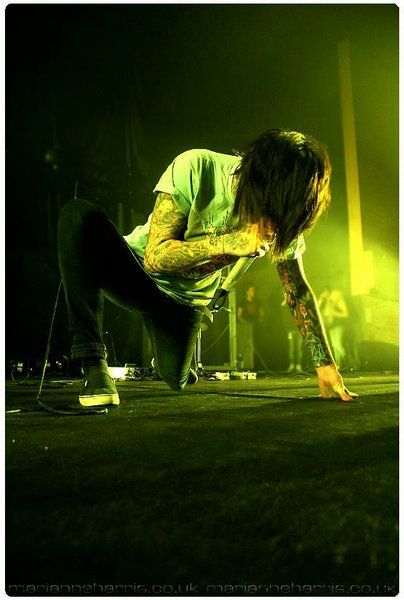 BRiNG ME THE HORiZON! Oliver_sykes_from_bring_me_the_hori