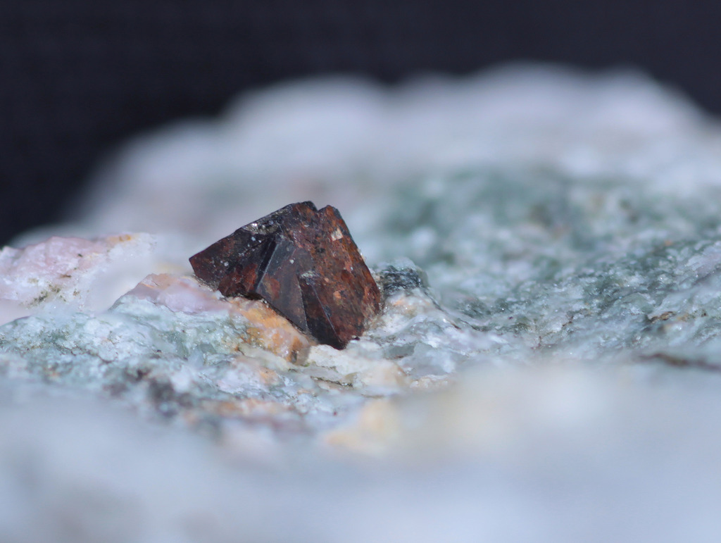 Microminéraux, Mont-Chemin, Valais Pyrite_zpsbq0af0op