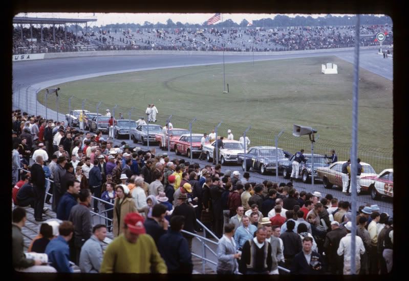 Fotos del Nascar del ayer - Página 15 300