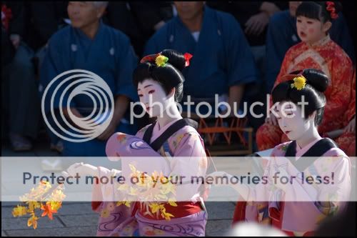 Fête : Kunchi Matsuri (7 au 9 octobre) Maiko