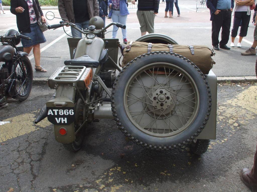 Photoscope: motocyclette et side cars Gnome & Rhône DSCF9887