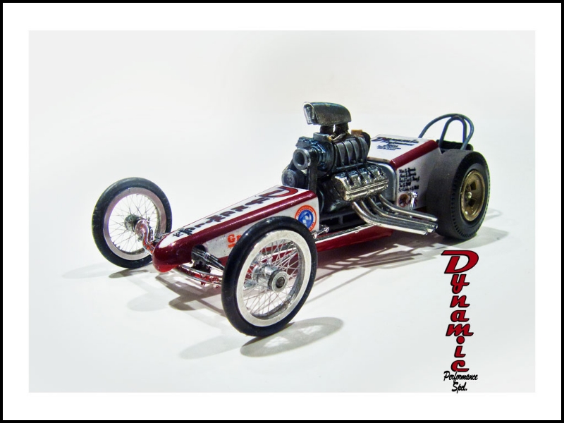 Dragster «Top Eliminator» année 1960 base Monogram Slingster DSCF2984-logo-web