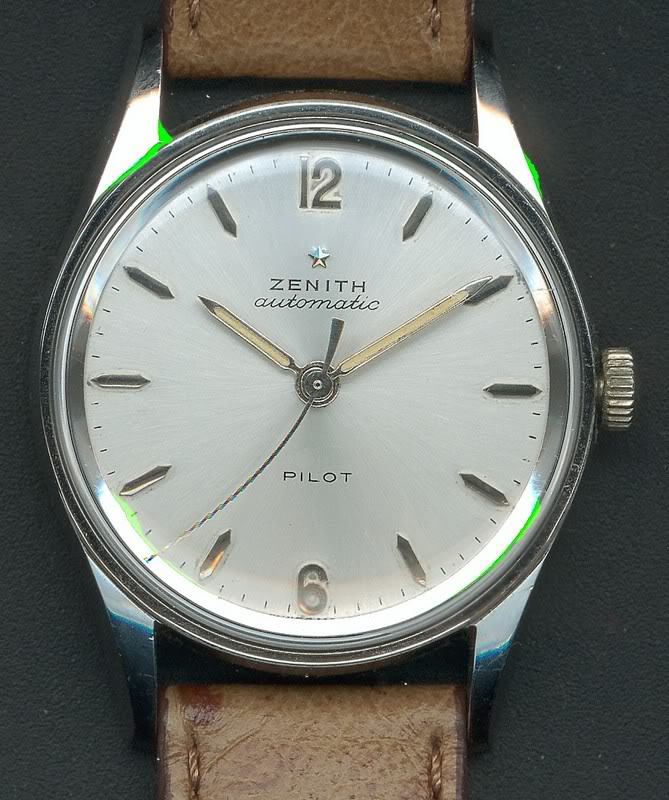 un feu de montres simples .......? ZenithPilotautomatic