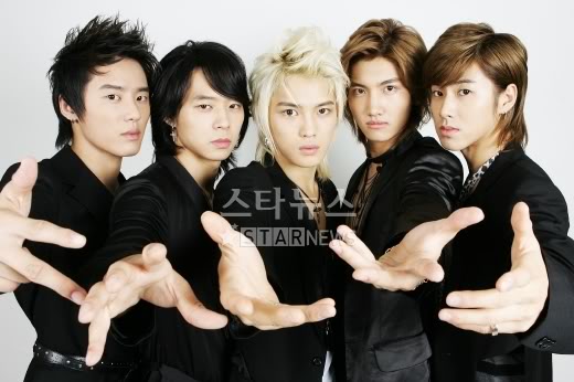 صور روعة لفرقة tvxq 116044936320061010093250272531dj6