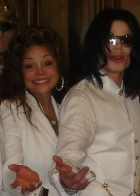 منوعات مايكل Latoya-jackson-interview-on-michael