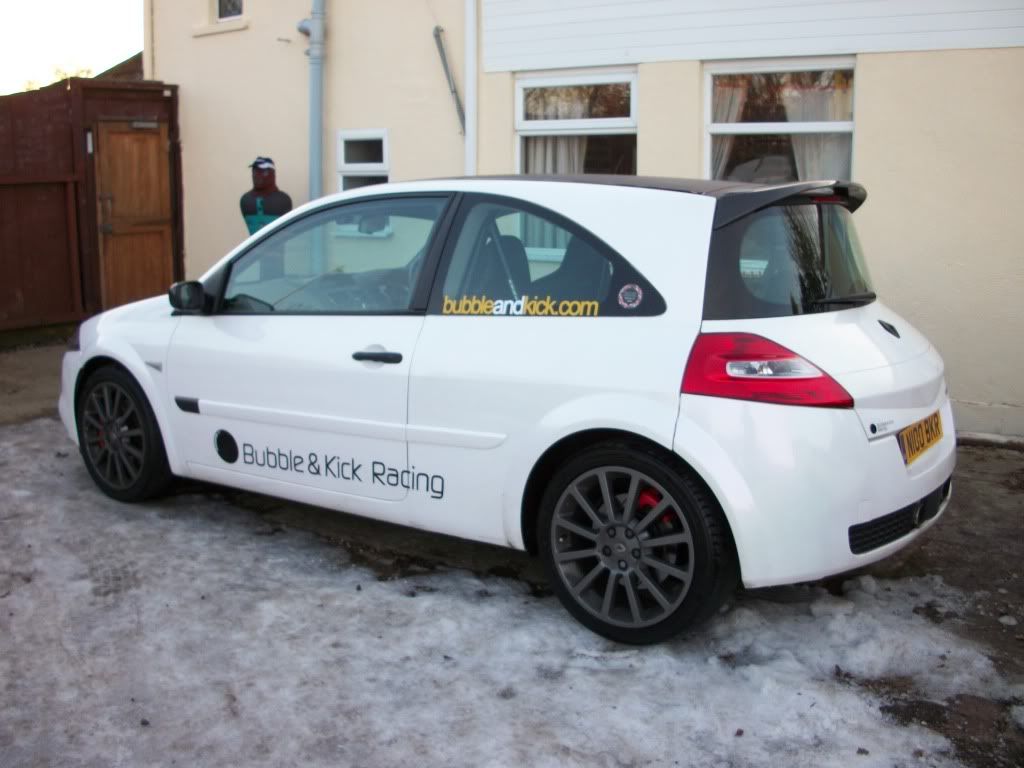 Bubble & Kick Racing's Renault Megane R26 F1 100_0597