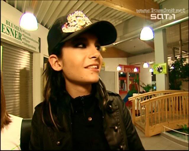 Imagenes de Bill I - Pgina 40 Bill_kaulitz_1180559507