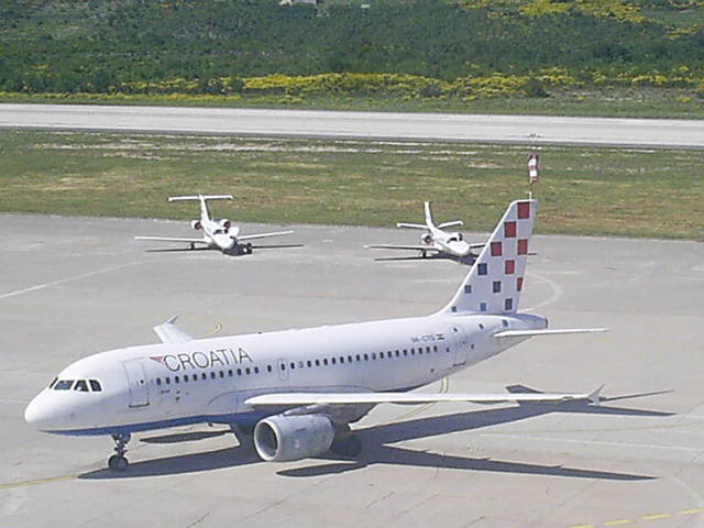 Croatia airlines - Page 2 PIC_0582