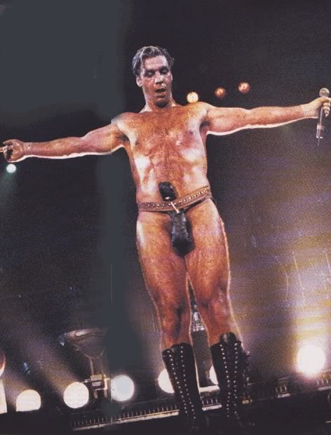 Till Lindemann?? Tillinf0571