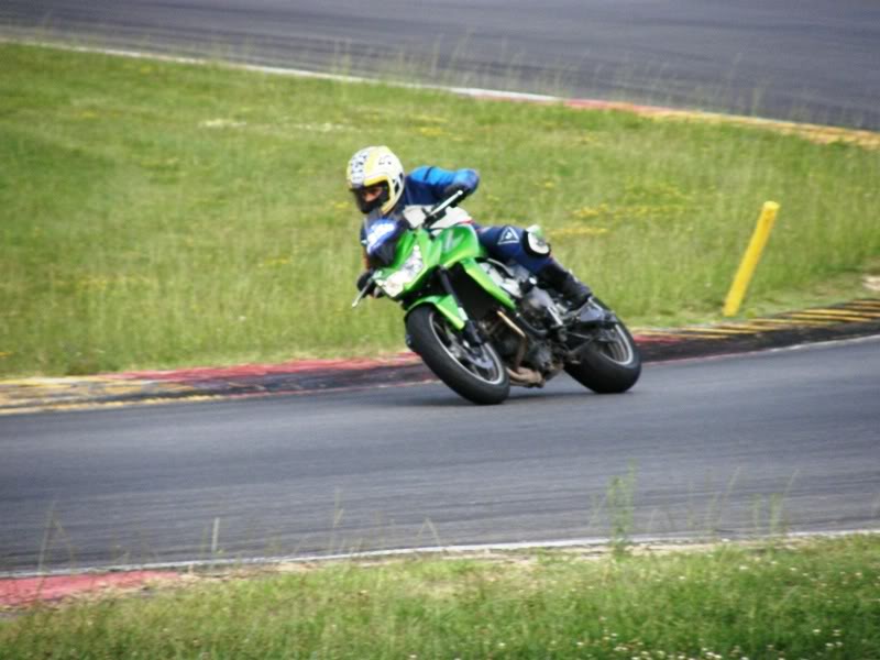 Curso Conduccion Nogaro 8/8/2008 P8080366