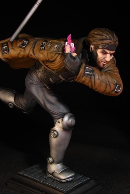 Gambit - Statue - Echelle 1/6 Gambit_d