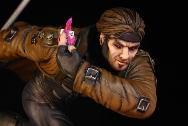 Gambit - Statue - Echelle 1/6 Gambit_k