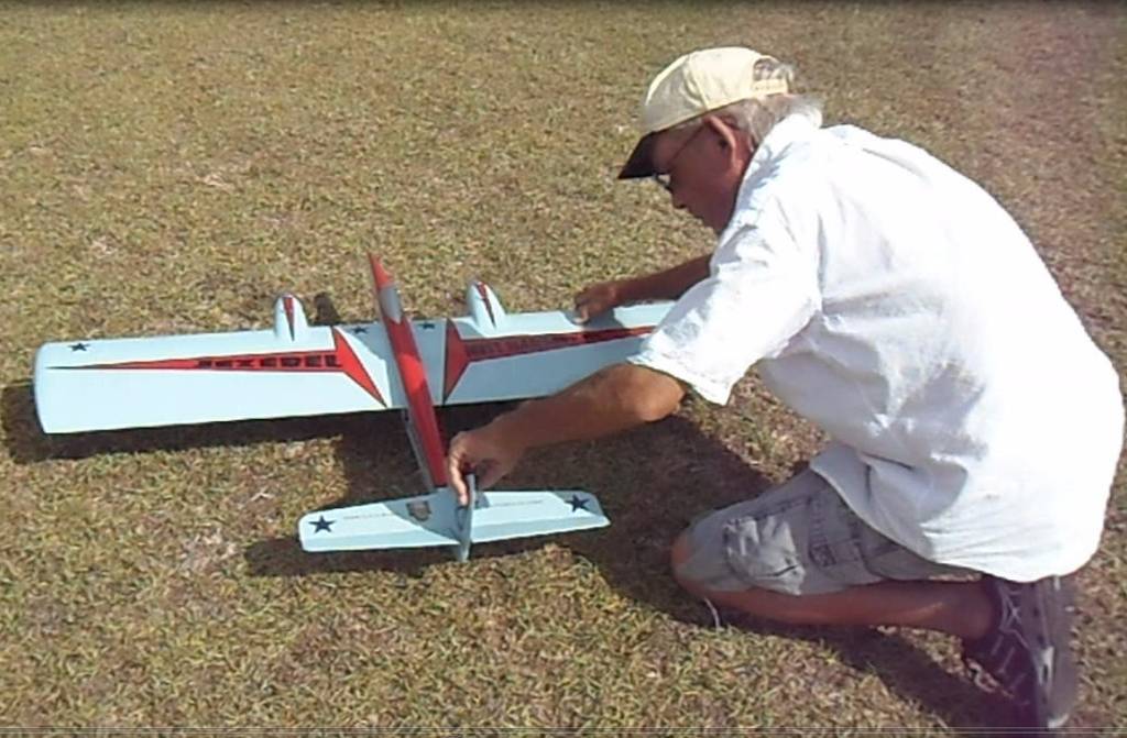 Perfect day flying & Fearless Bob Z's maiden flight - pics and vids Jezebel_zps2mzhot86