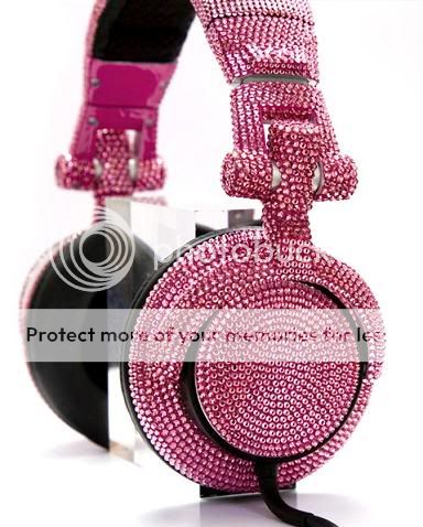 Rose Garnett Swarovski-fashion-rocks-dj-headphon