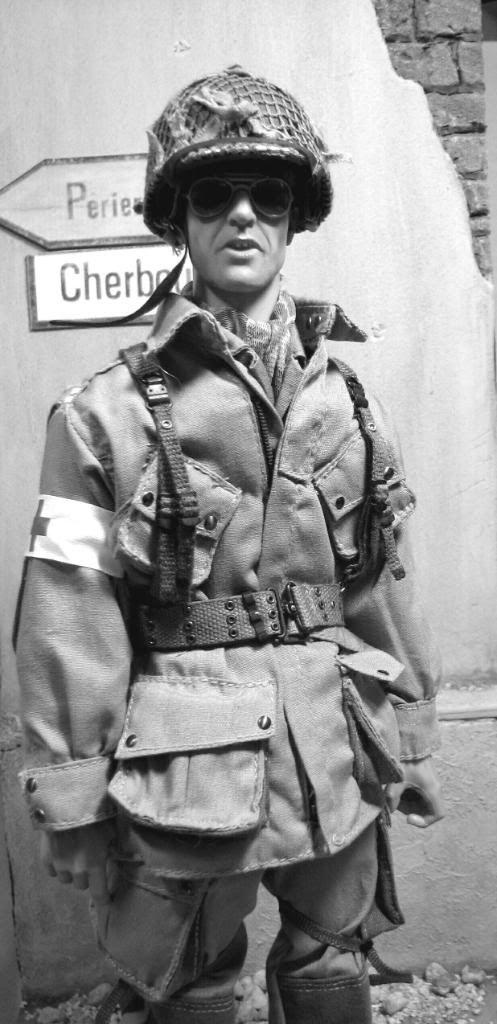 Battallion Surgeon-502PIR-Carentan-1944 Xpictures336