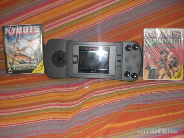 ATARI LYNX: "Una ¿portatil?, pero si es enorme..." AtariLynx