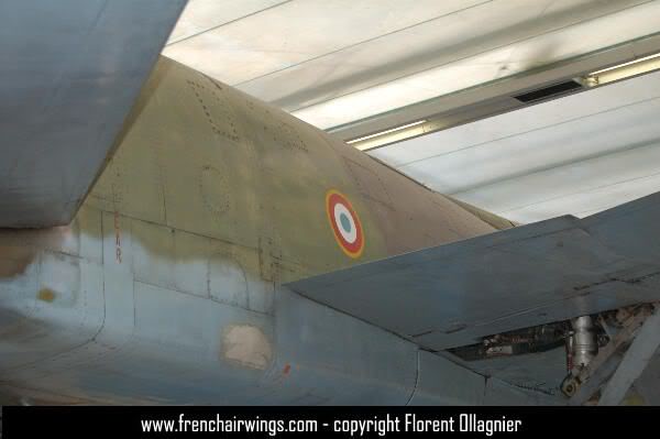 [TRUMPETER] F-100D Super Sabre français 1/32 F100D_trappe
