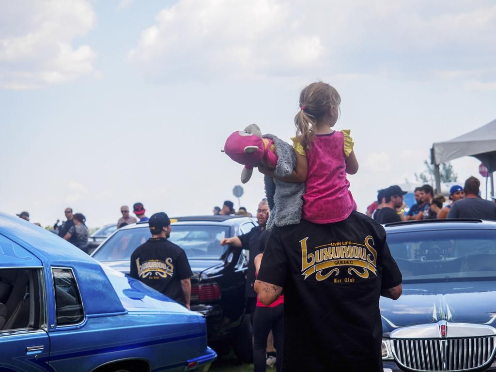 8EME BBQ ANNUEL DU CLUB DE LOWRIDER LUXURIOUS MONTREAL - Page 2 Luxurious-car-club-lowrider-bbq-pics-gallery-canada-montreal-1CAJ7PEQ3