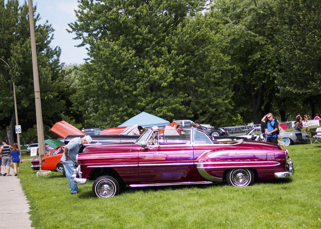 8EME BBQ ANNUEL DU CLUB DE LOWRIDER LUXURIOUS MONTREAL - Page 2 Luxurious-car-club-lowrider-bbq-pics-gallery-canada-montreal-1CAO7UQXB