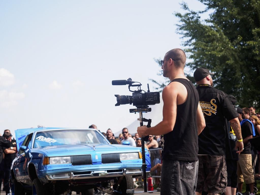 8EME BBQ ANNUEL DU CLUB DE LOWRIDER LUXURIOUS MONTREAL - Page 2 Luxurious-car-club-lowrider-bbq-pics-gallery-canada-montreal-1CAP2GBS0