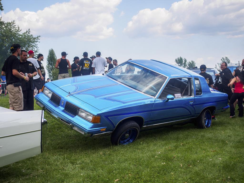 8EME BBQ ANNUEL DU CLUB DE LOWRIDER LUXURIOUS MONTREAL - Page 2 Luxurious-car-club-lowrider-bbq-pics-gallery-canada-montreal-1CASE3H2J